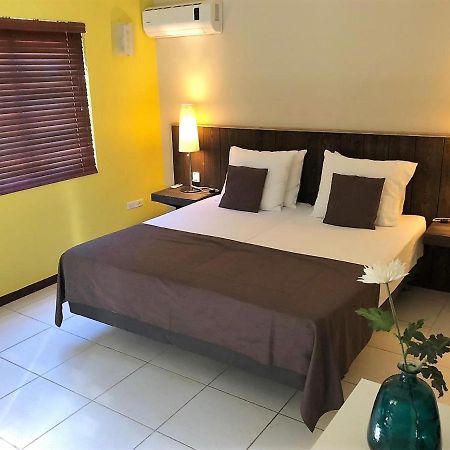 Hemels Curacao Bed & Breakfast Willemstad Luaran gambar