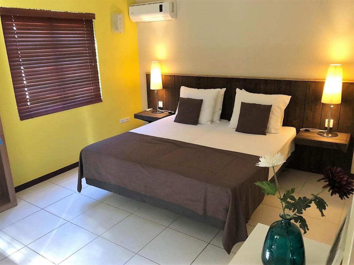 Hemels Curacao Bed & Breakfast Willemstad Luaran gambar