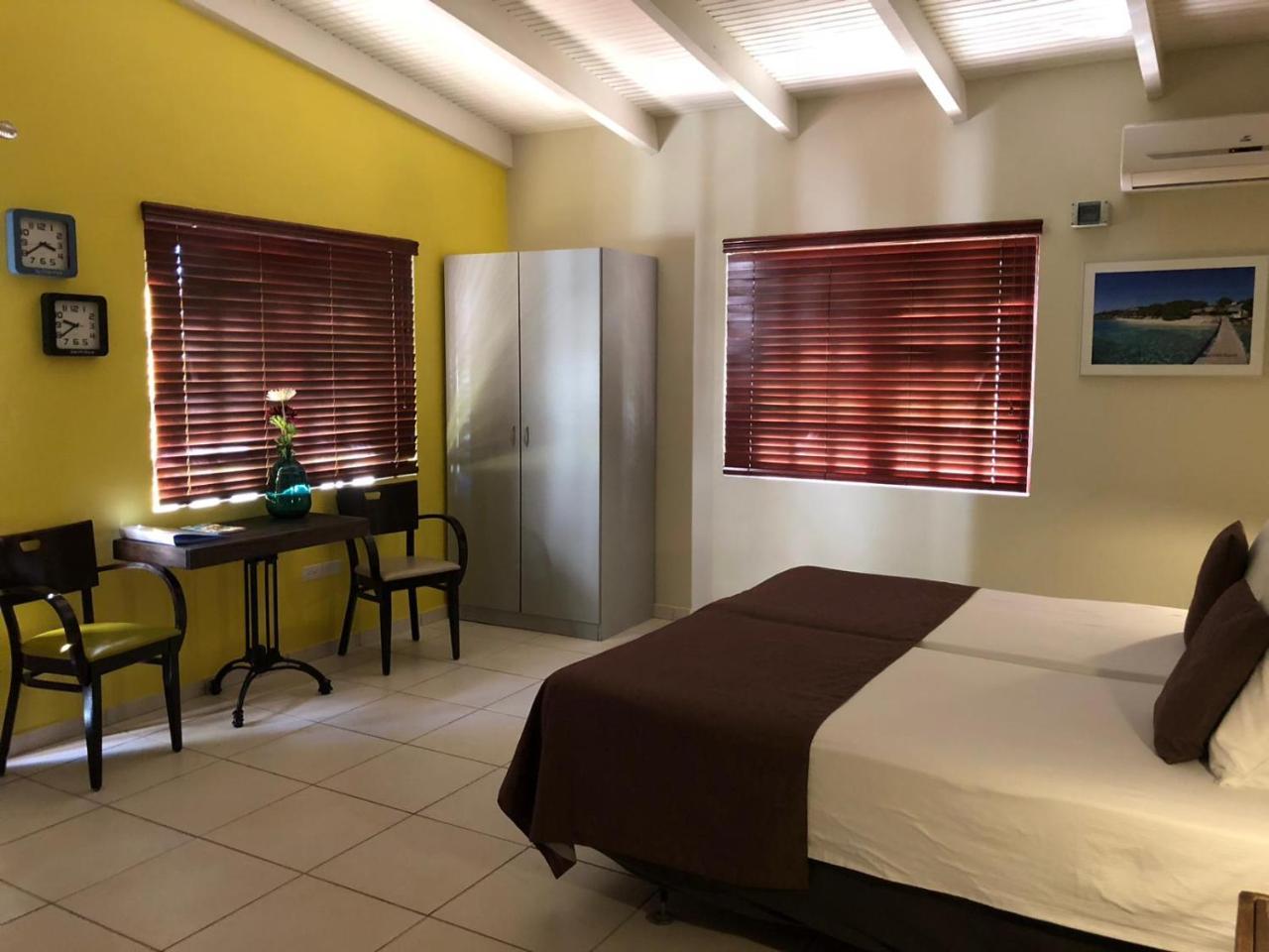 Hemels Curacao Bed & Breakfast Willemstad Luaran gambar